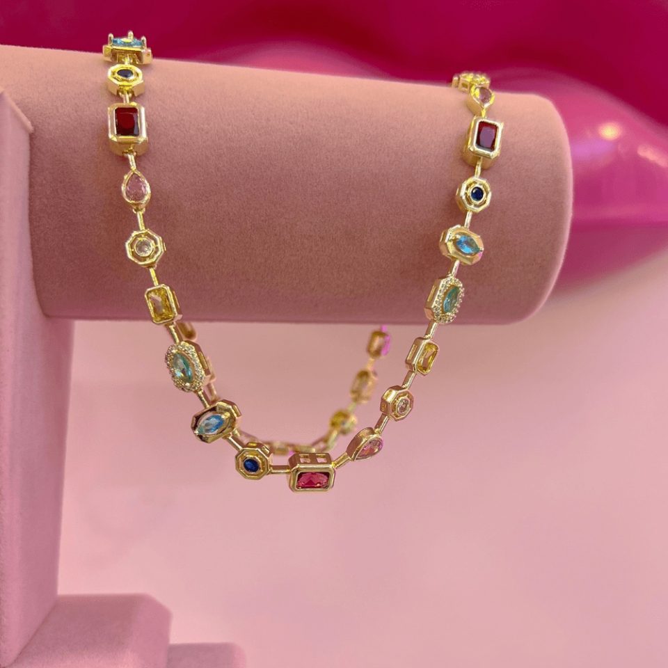 Gold Renkli Taşlı Kolye