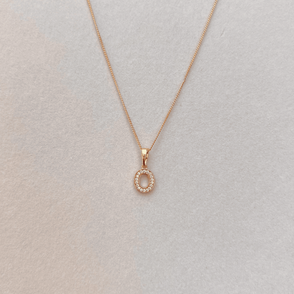Rose Taşlı Mini O Harf Kolye