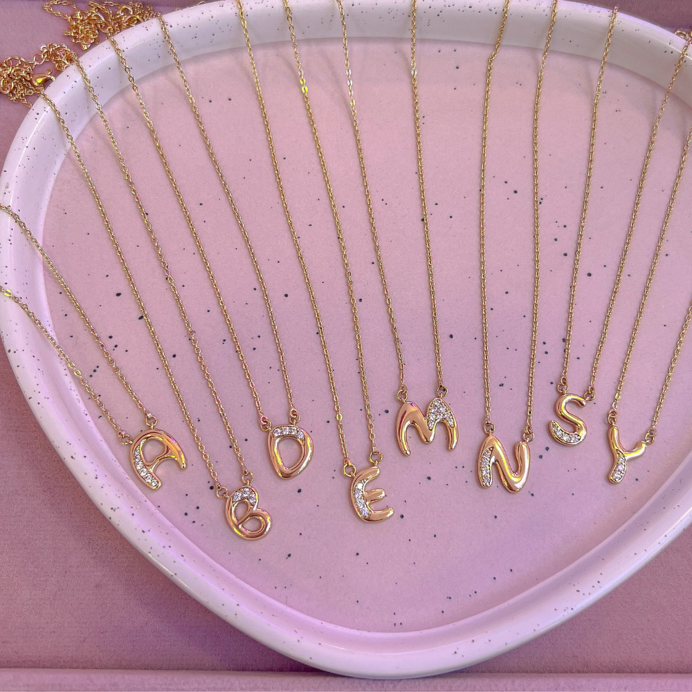 Gold Yarı Taşlı Harf Kolye